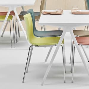 Are-there-larger-bistro-tables-available Are there larger bistro tables available?