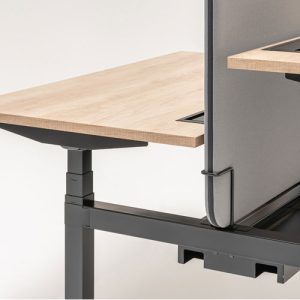 Benefits-of-Standing-Desks Benefits of Standing Desks