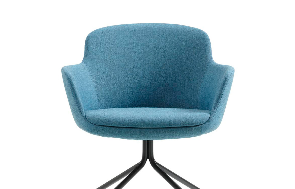 Blue tub meeting chair
