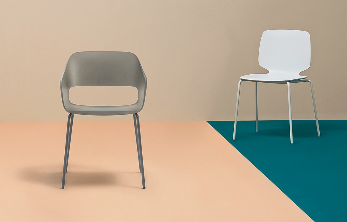 Cafe chair