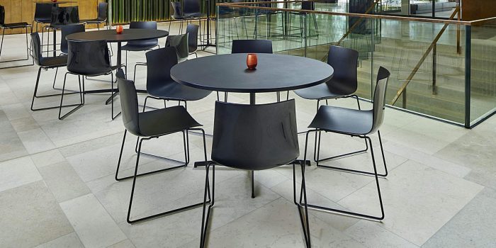 Catifa black meeting chair