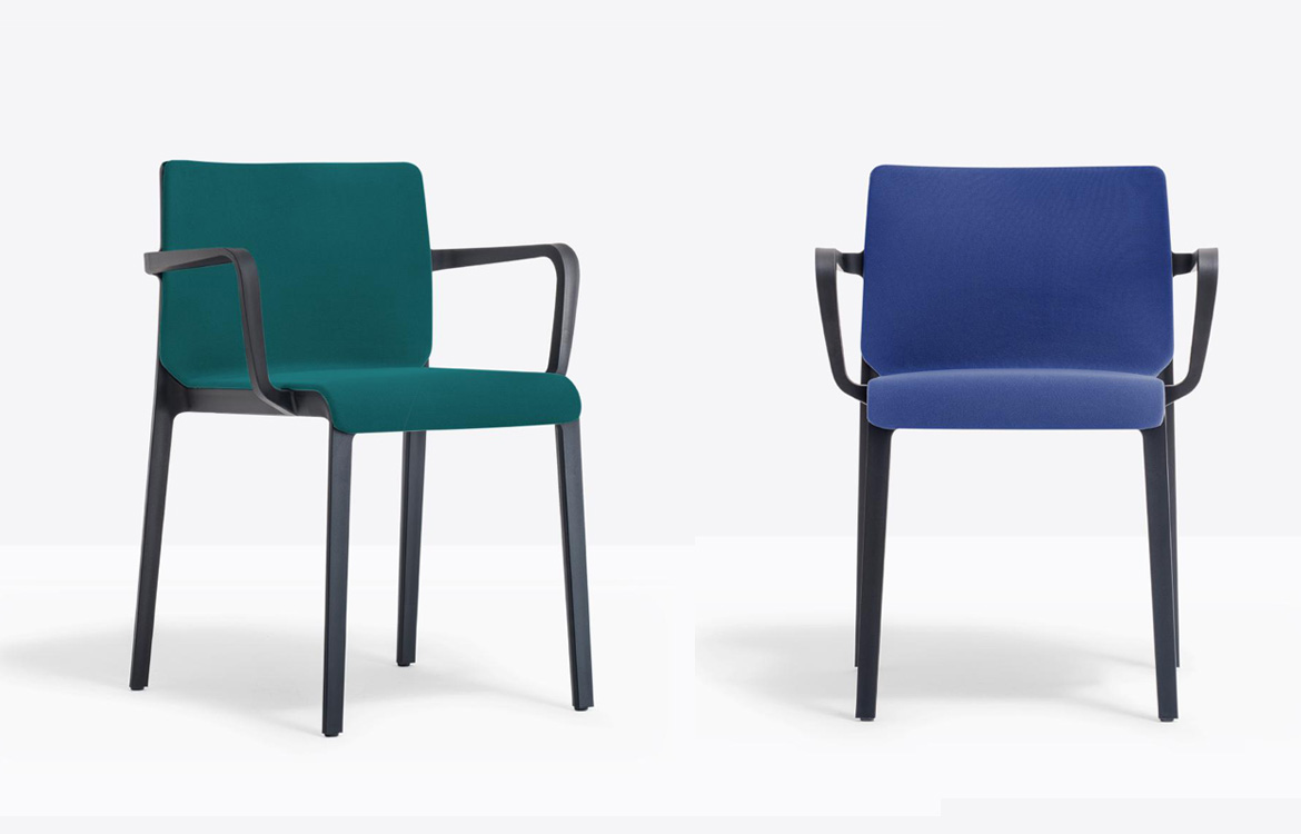 Commercial with armrests