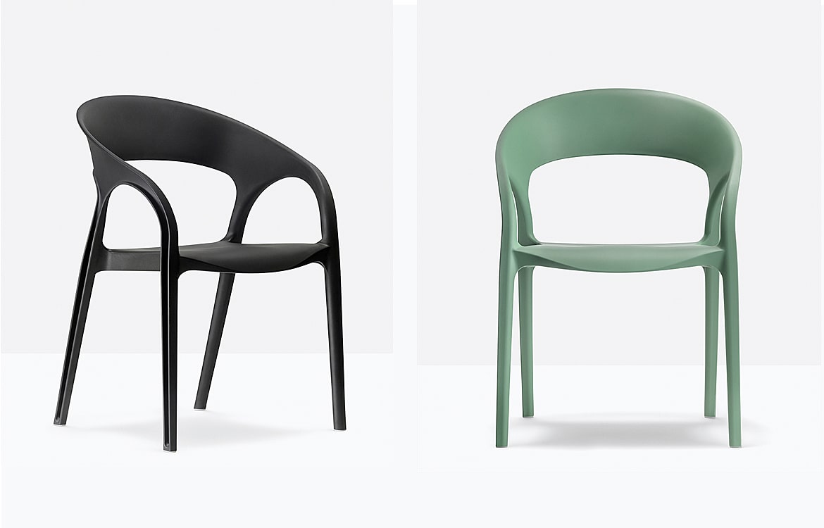 Green cafe chair with armrests