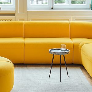 How can office sofas be customised?