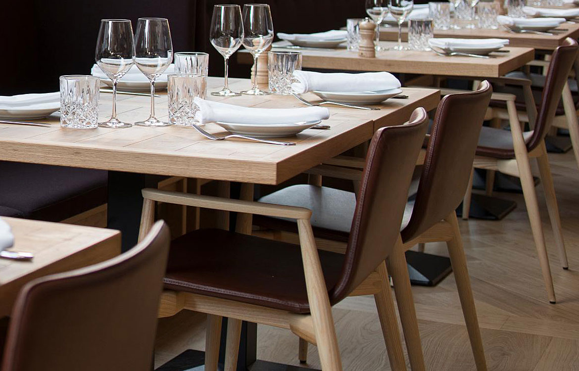 Pedrali Malmo light wood chair with leather seat