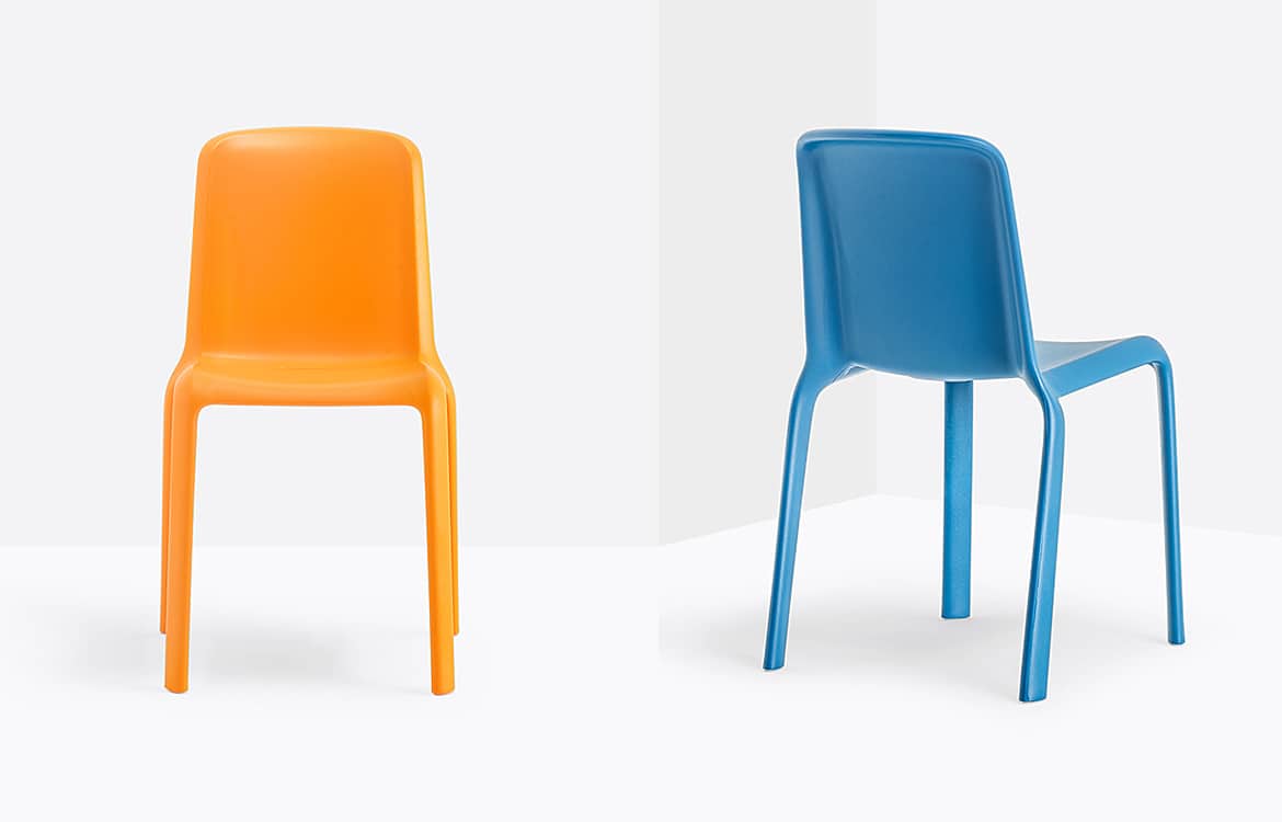Outdoor cafe chair