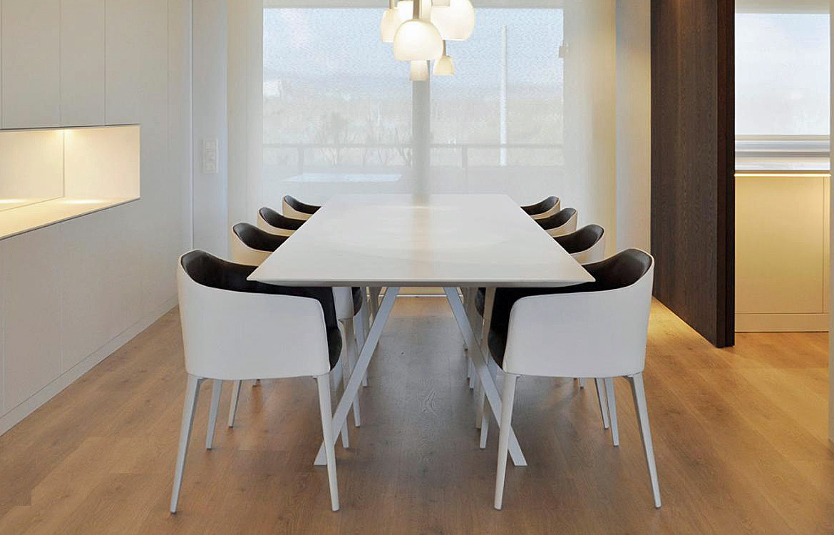 Pedrali Arki white meeting table with white chairs