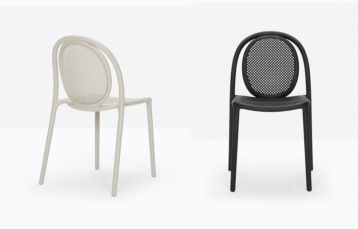 Pedrali Remind white and black cafe chairs