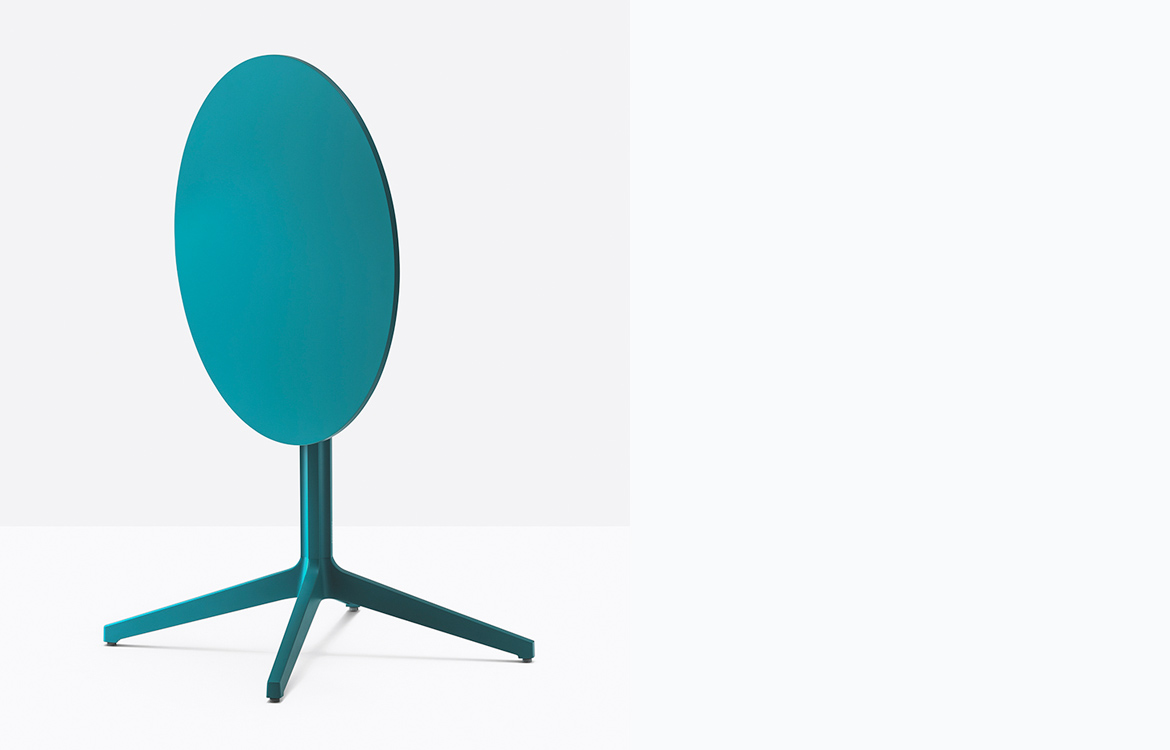 Pedrali ypsilon large cafe table folding