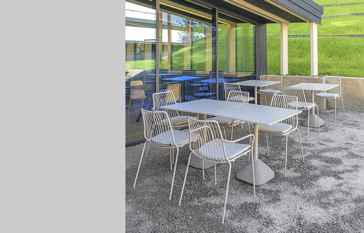 Pedrali Concrete outdoor table in grey