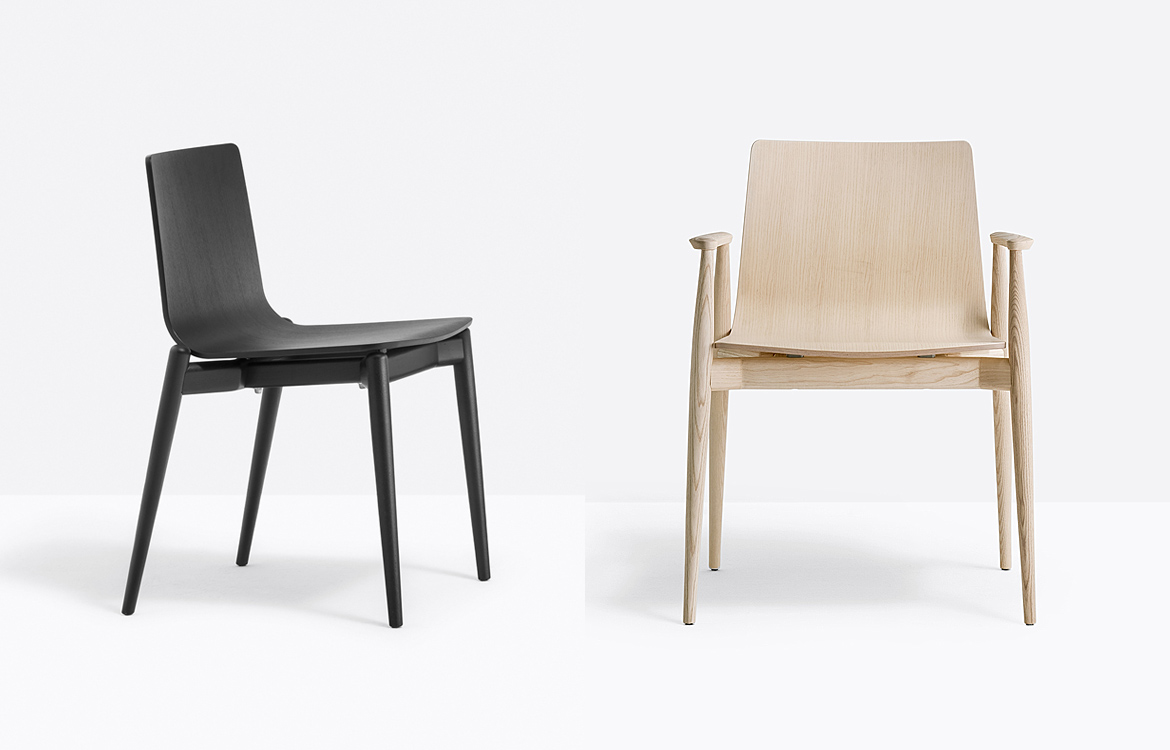 Pedrali Malmo light wood cafe chair