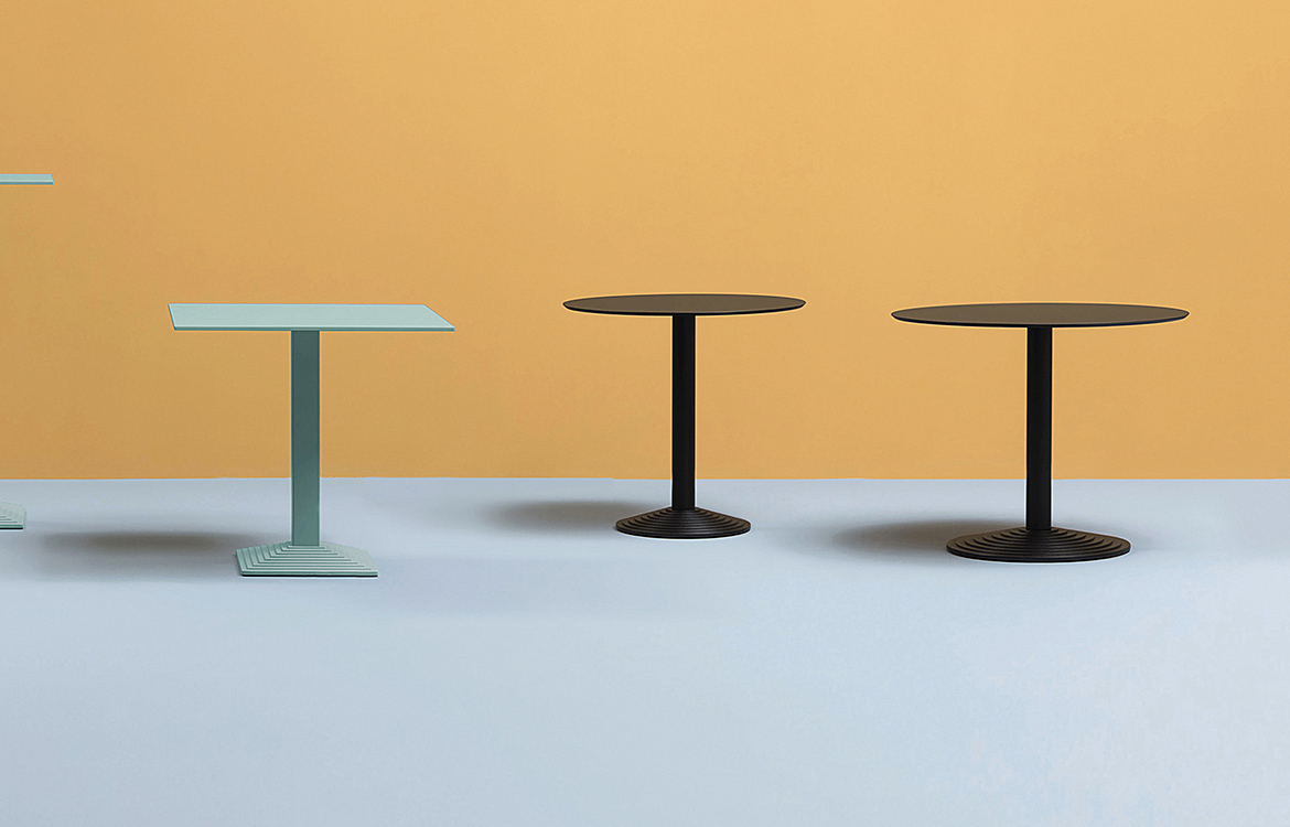 Pedrali step weighted cafe table