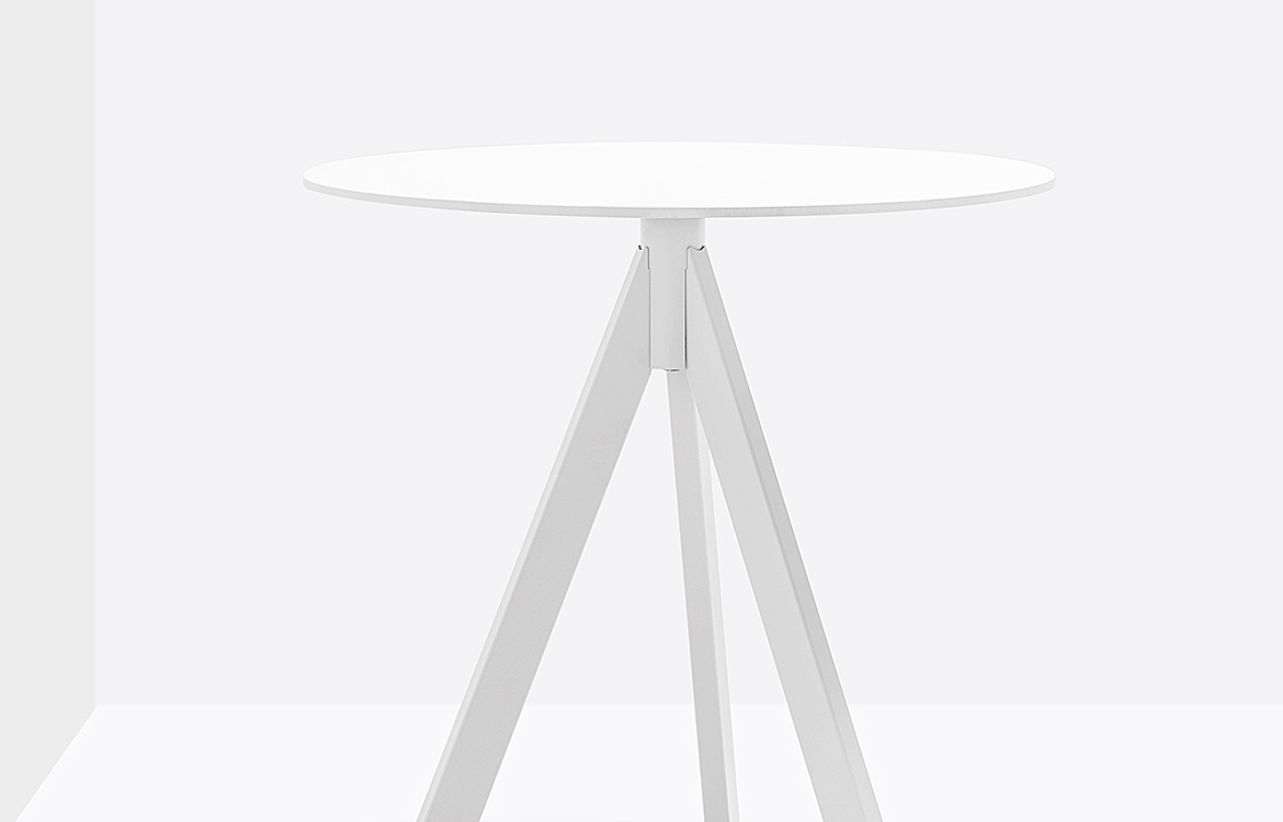 Round Arki white cafe table