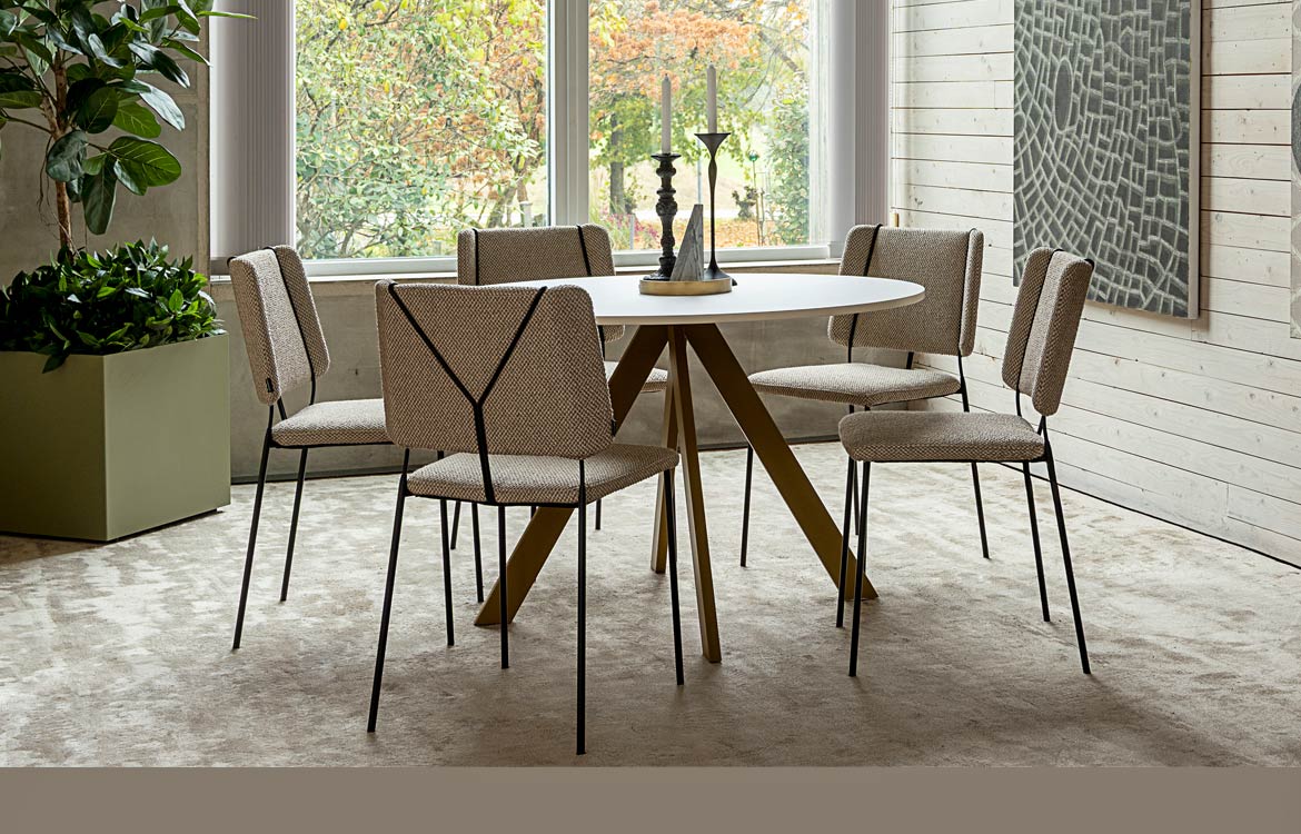 Sand commercial meeting chair