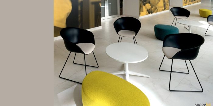 Duna black reception chair