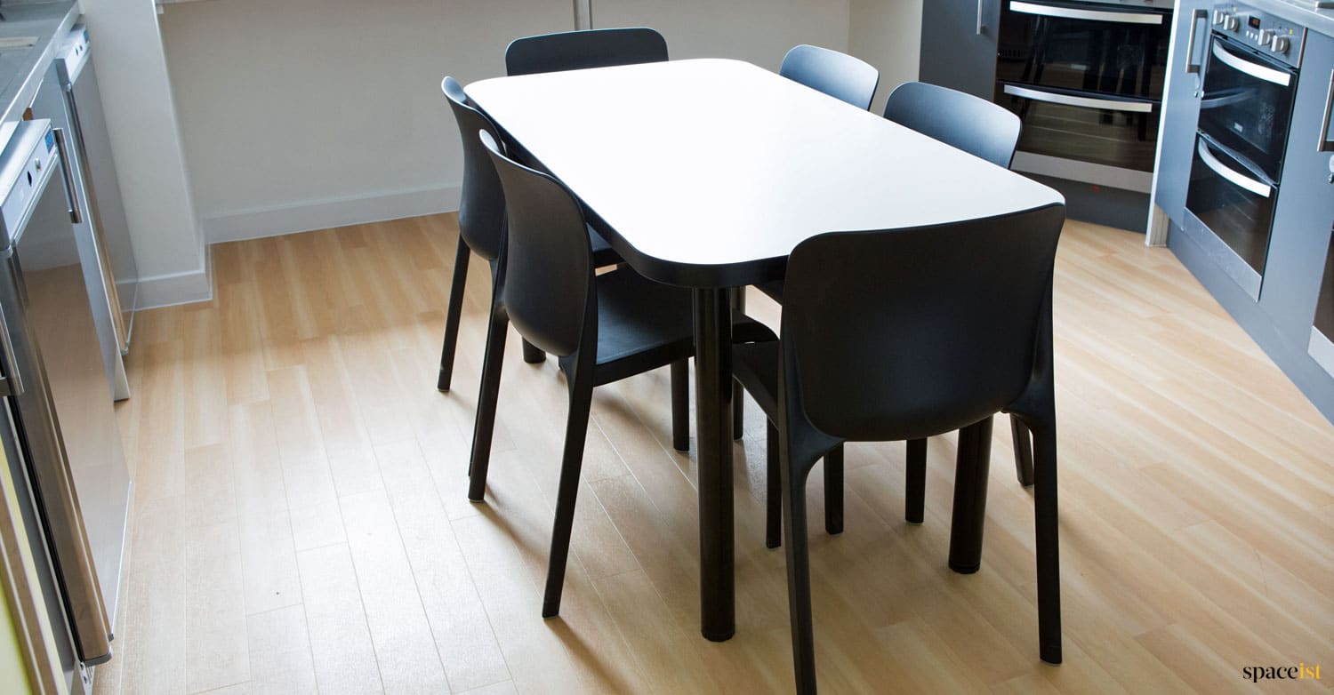 Student kitchen table + chairs