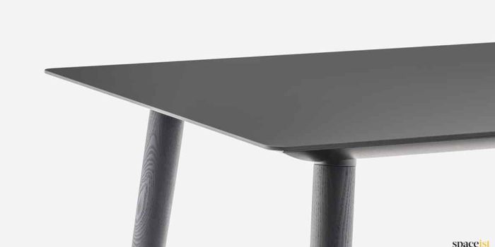 Spaceist-Babila-meeting-table-black-closeup Babila meeting table closeup