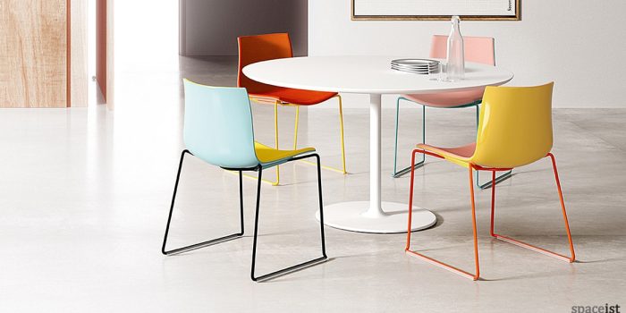 Catifa46 brightly coloured meeting room chair