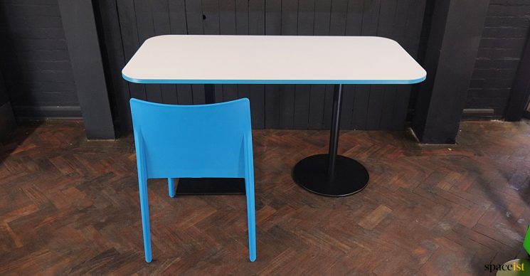 4 seater table blue chair