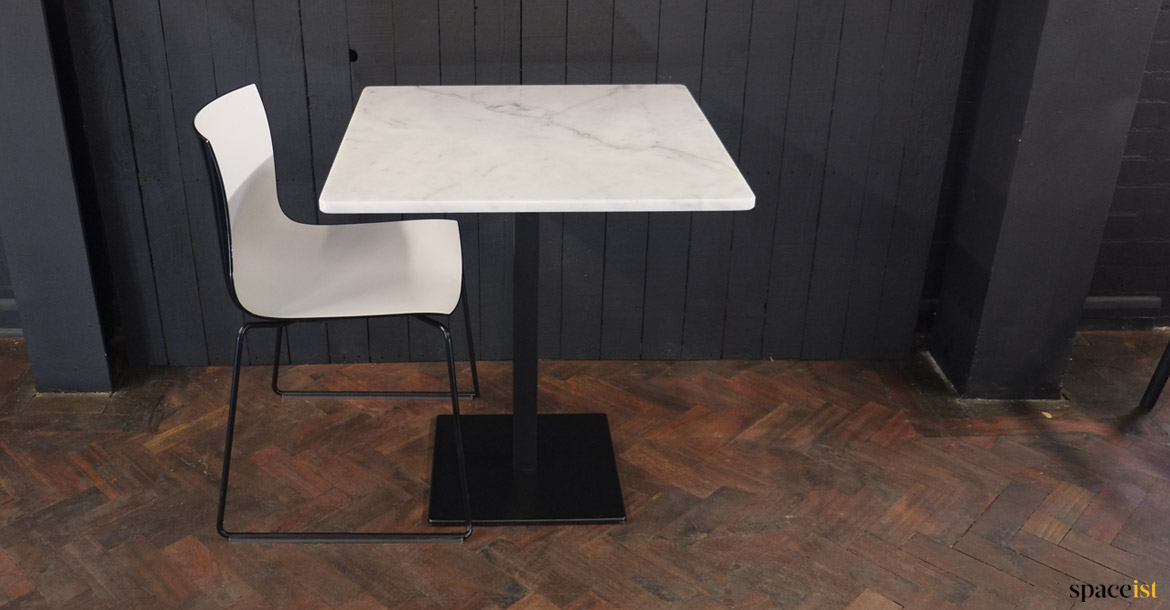 Marble table + white and black chair