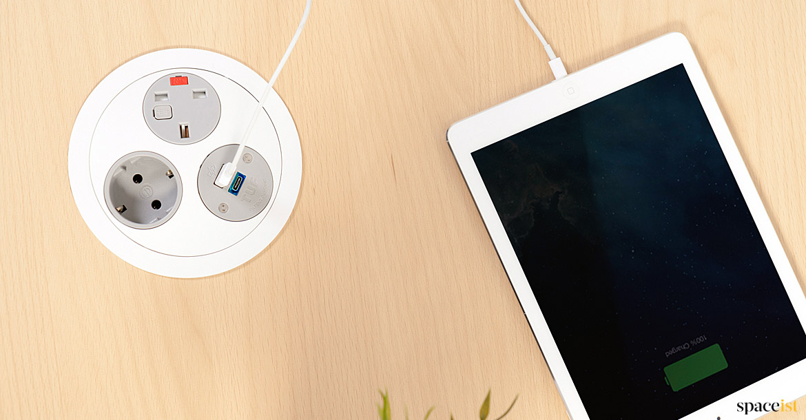 Ipad Charger for a Desk Top