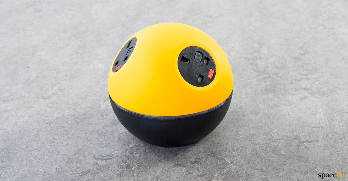 Yellow + black round USB charger