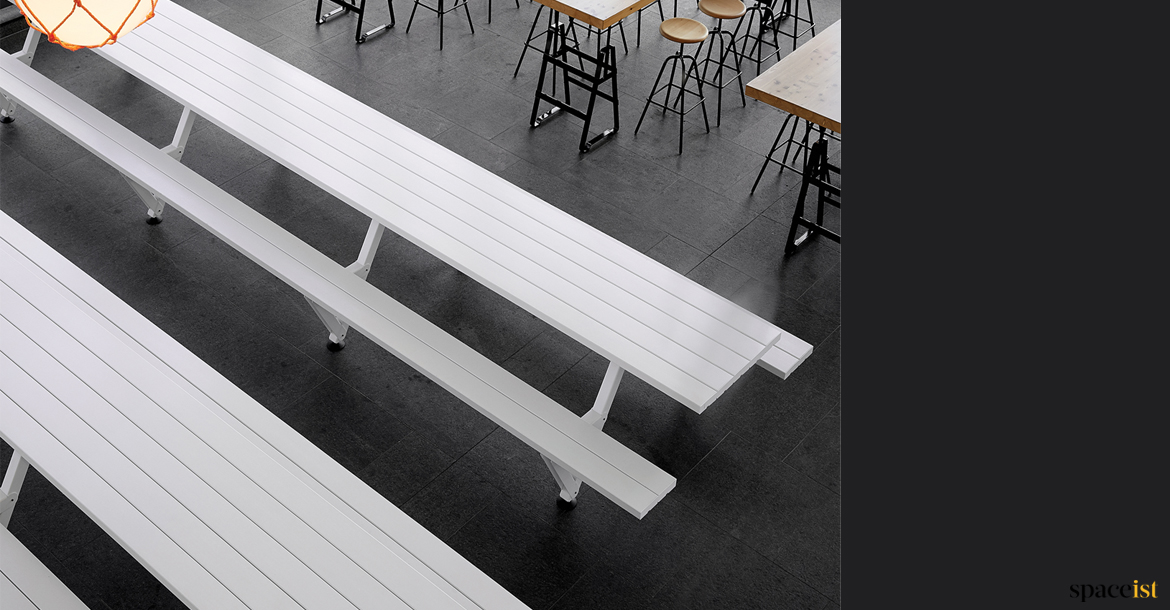 Designer picnic table for cafes - Marina