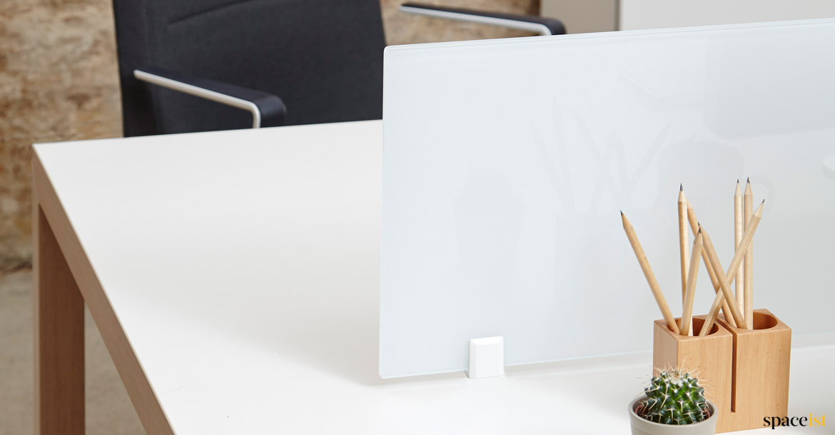 Prism screen desk