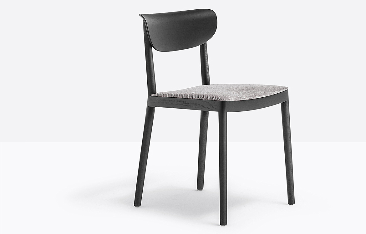 Tivoli wood cafe black frame and padded seat