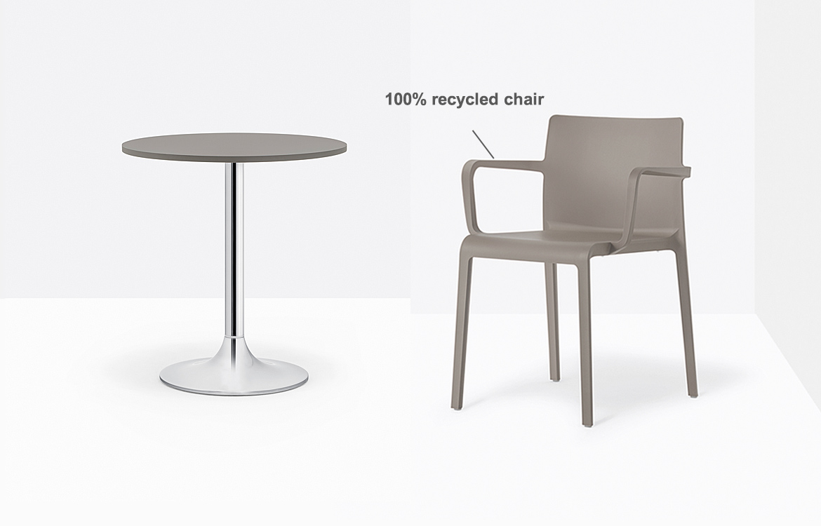 Small Trumpet table with recycled chair