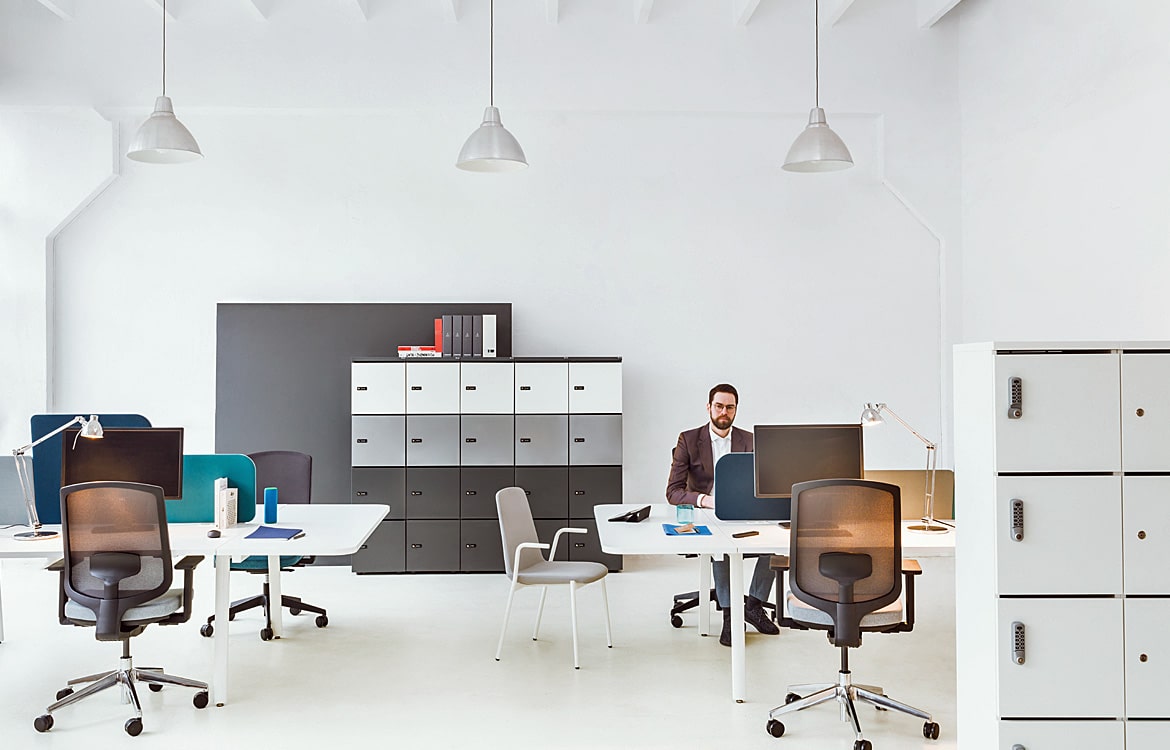 Bench desk with staff lockers