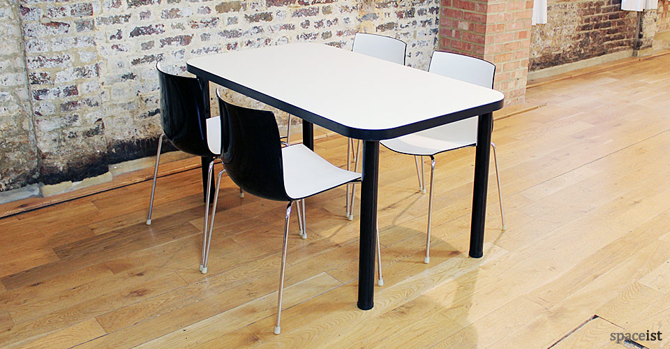 Edge canteen table with black legs and edge