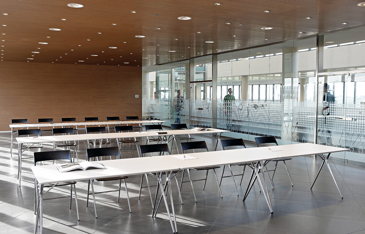 Plex folding meeting table