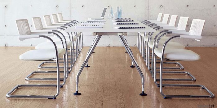 visavis cantilever white chairs