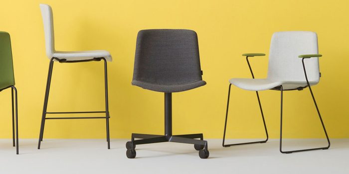 Tweet swivel meeting chair