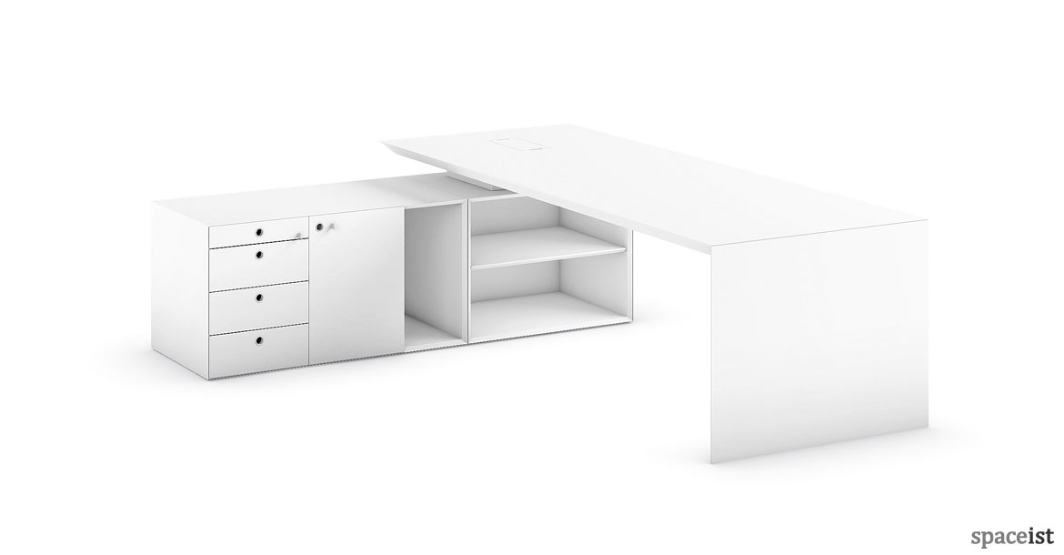 CEO managerial desk with return