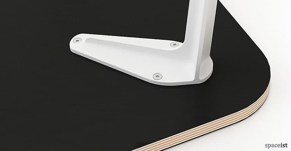 coloured aluminium leg cafe table