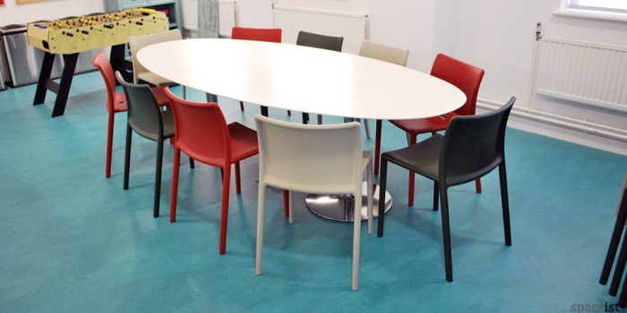 disc oval white meeting room table