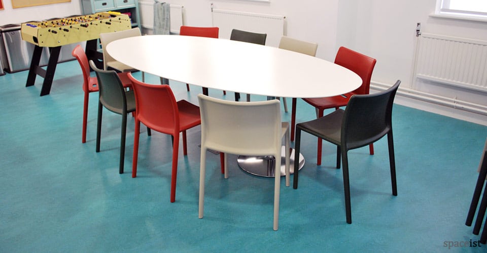 disc oval white meeting room table