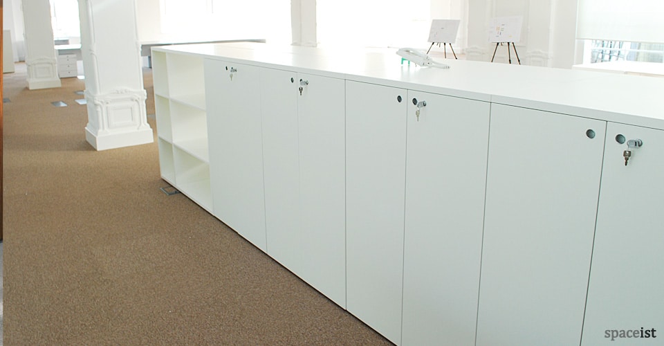 frame white dividing storage