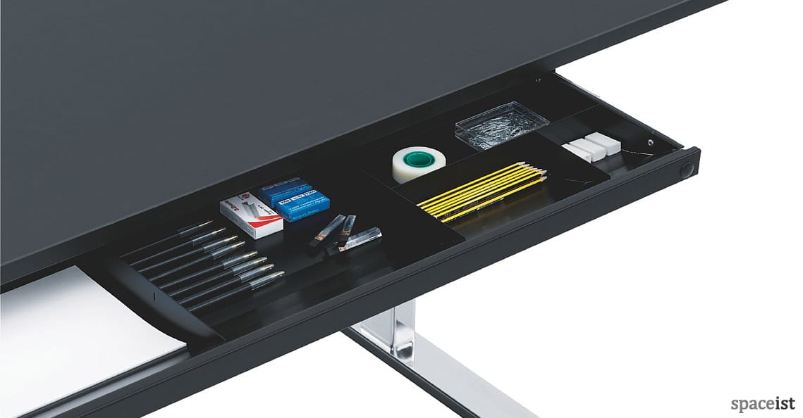 Q-10 standing office desk pen tray