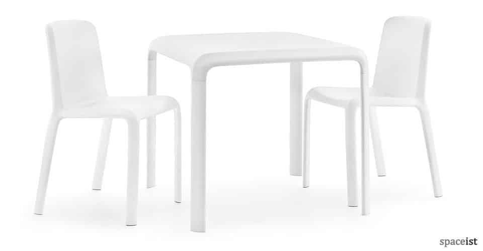 snow cafe chairs and table