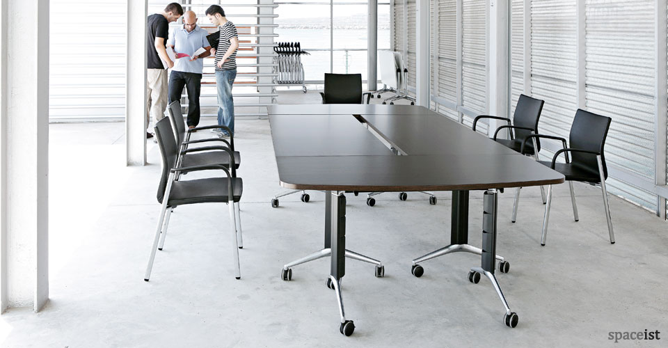 Tram80 dark wood folding table