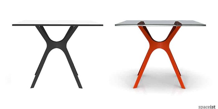 Vela red and black cafe table