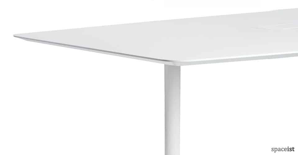disc oval white meeting room table