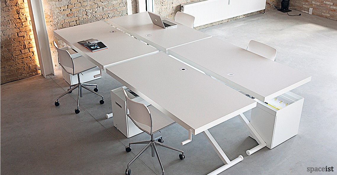 X standing office desk in white