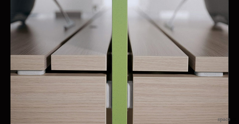 xl cable management door close up